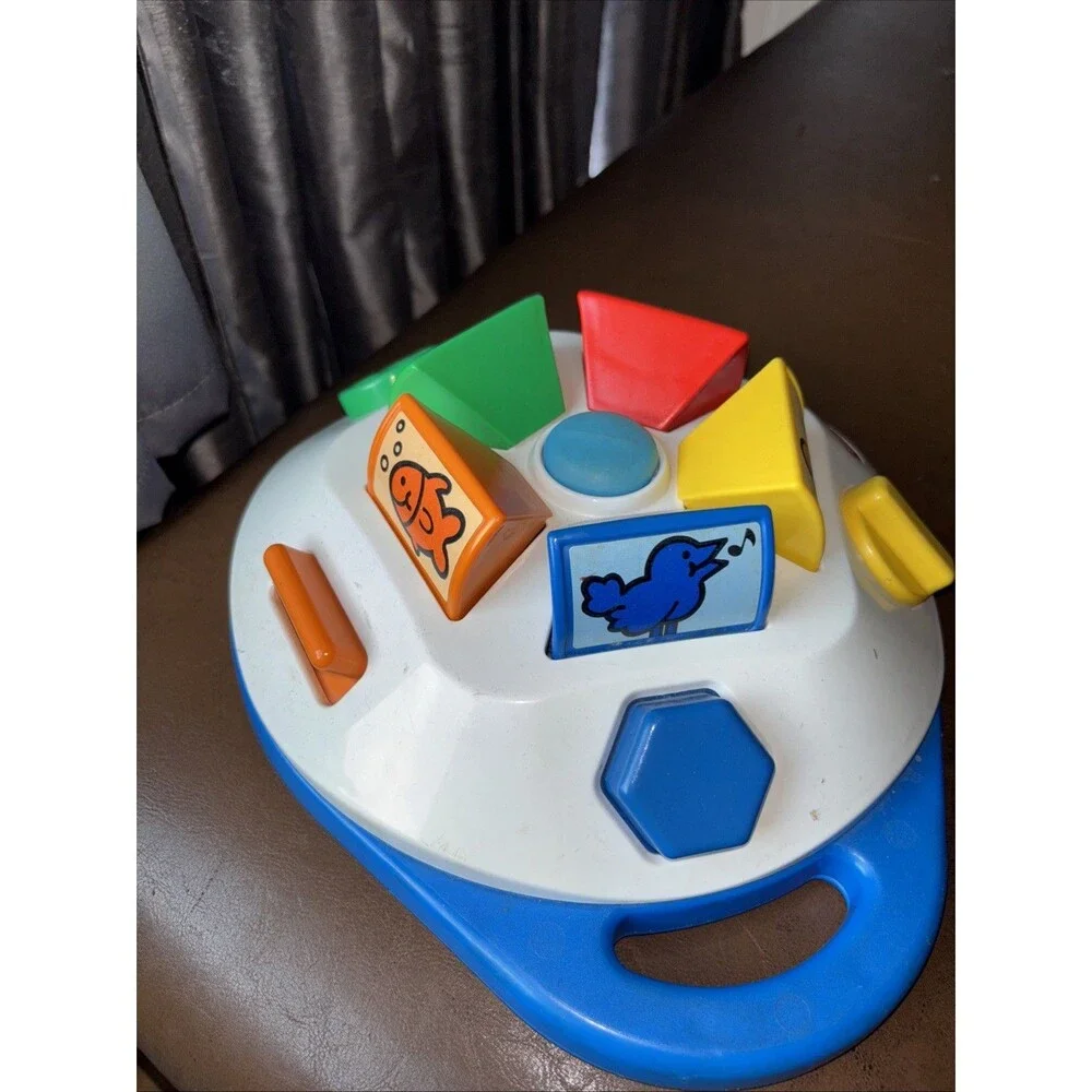 LITTLE TIKES VINTAGE BABY TODDLER POP UP SPINNING CAROUSEL COLORS HANDLE TOY